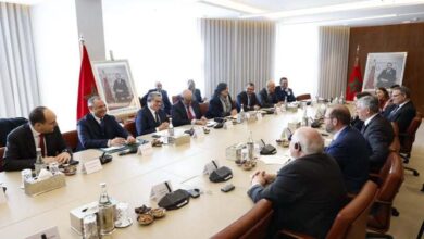 أخنوش-يتباحث-بالرباط-مع-وفد-من-الكونغرس-الأمريكي