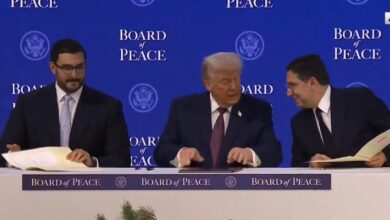 بتعليمات-من-صاحب-الجلالة-الملك-محمد-السادس،-رئيس-لجنة-القدس،-السيد-ناصر-بوريطة-يوقع-بدافوس-على-الميثاق-المؤسس-لمجلس-السلام