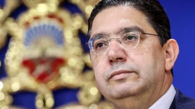 استجابة-لمعيقات-المهاجرين.-وزارة-الخارجية-تسارع-الزمن-لتبسيط-وثائق-التسوية-الاستثنائية-للمهاجرين-المغاربة