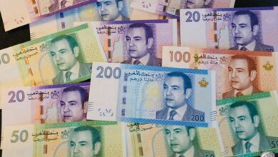 سعر-الدرهم-يرتفع-أمام-الدولار