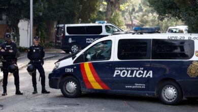 الشرطة-الإسبانية-توقف-مبحوثاً-عنه-مغربيا-للاشتباه-في-تهريب-المهاجرين