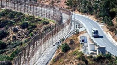 موجة-برد-قارس-تزهق-حياة-مهاجر-غير-نظامي-عند-سياج-المدينة-المحتلة