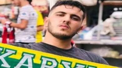 سنتان-سجنا-بسبب-“قميص-المنتخب-المغربي”.-قصة-المشجع-الجزائري-الذي-هزت-قصته-منصات-التواصل