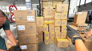 إحباط-تهريب-عشرات-الآلاف-من-علب-السجائر-المغربية-بميناء-الجزيرة-الخضراء