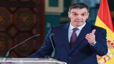 الحكومة-الاسبانية-تقر-تسوية-استثنائية-لحوالي-نصف-مليون-مهاجر-غير-نظامي-وهذا-تاريخ-دفع-الطلبات