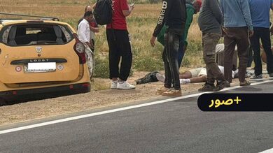 مصرع-فتاتين-وإصابة-7-أشخاص-في-حادث-سير-مروع-بين-سيارتي-أجرة