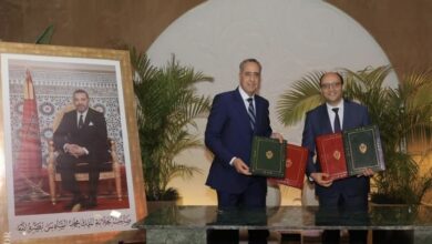 اتفاقية-تعاون-بين-المديرية-العامة-للأمن-الوطني-ومؤسسة-وسيط-المملكة-لتعزيز-التعاون-المؤسساتي-في-مجال-تحديث-الخدمات-الإدارية