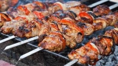 مرضى-السكري-في-عيد-الأضحى.-نصائح-طبية-لتفادي-الجلطات-ومضاعفات-لحم-الغنم-والحلويات