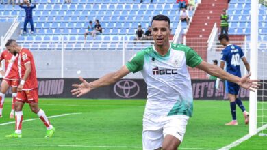 الجيش-الملكي-ينفرد-بالصدارة-وبركان-والرجاء-يواصلان-المطاردة.-والوداد-يتعثر-من-جديد