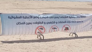 سلطات-الناظور-تحرر-شاطئي-“بوقانا”-و”ميامي”-من-“الباراسولات”