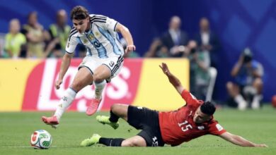 الأرجنتين-تحول-تأخرها-بهدفين-لفوز-مثير-على-مصر-وتتأهل-لربع-نهائي-المونديال