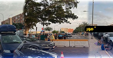إغلاق-معبر-بني-انصار-واحتجاز-مئات-السيارات-من-عائلات-الجالية-بمليلية